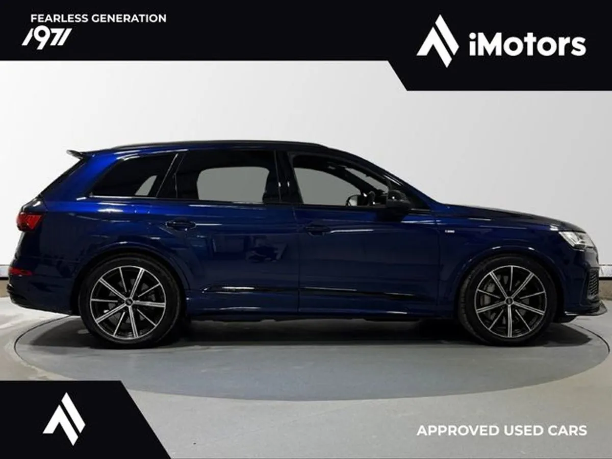 Audi Q7 Black Edition Quattro - Image 2
