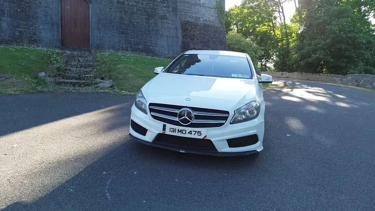 Mercedes-Benz A180 2013 AMG Line - Image 2
