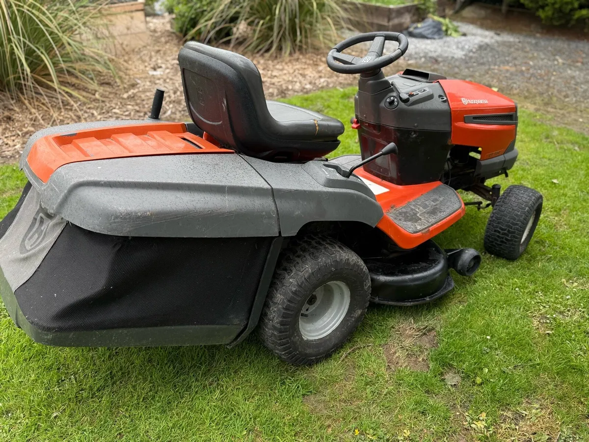 Husqvarna RideOn lawnmower - Image 4