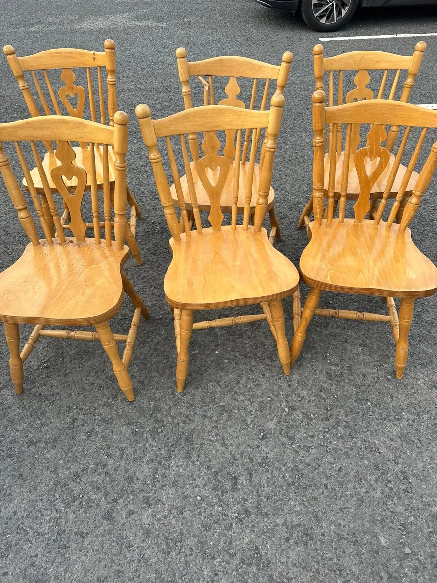 Tables and chairs - Image 2