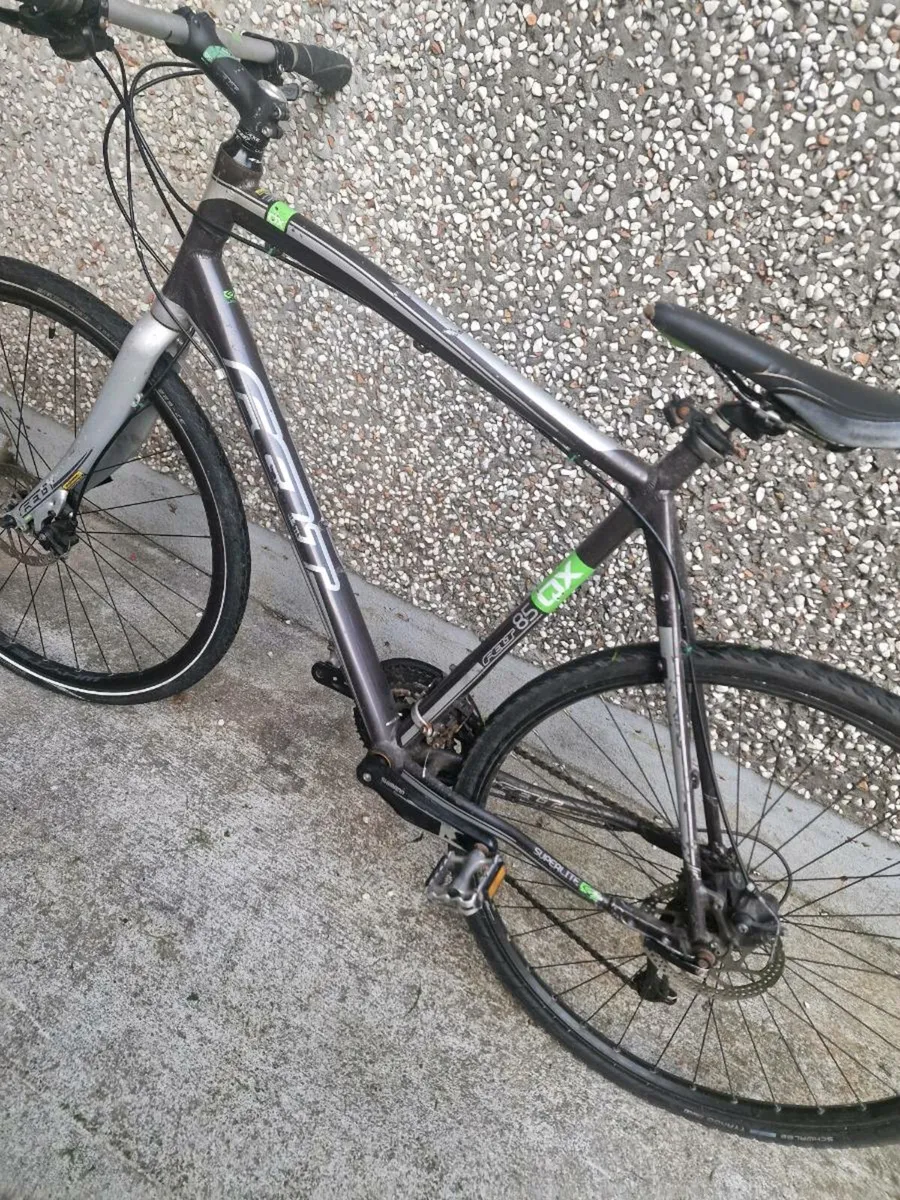 Felt qx85 Flat bar size XL - Image 4