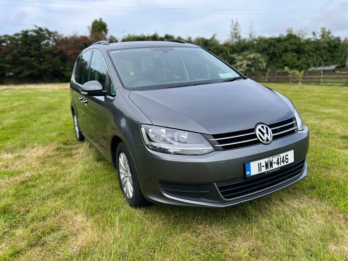 Volkswagen Sharan 2011 - Image 2