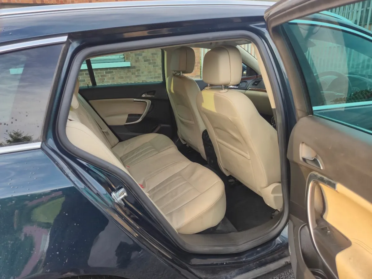 Vauxhall Insignia 2014 - Image 2