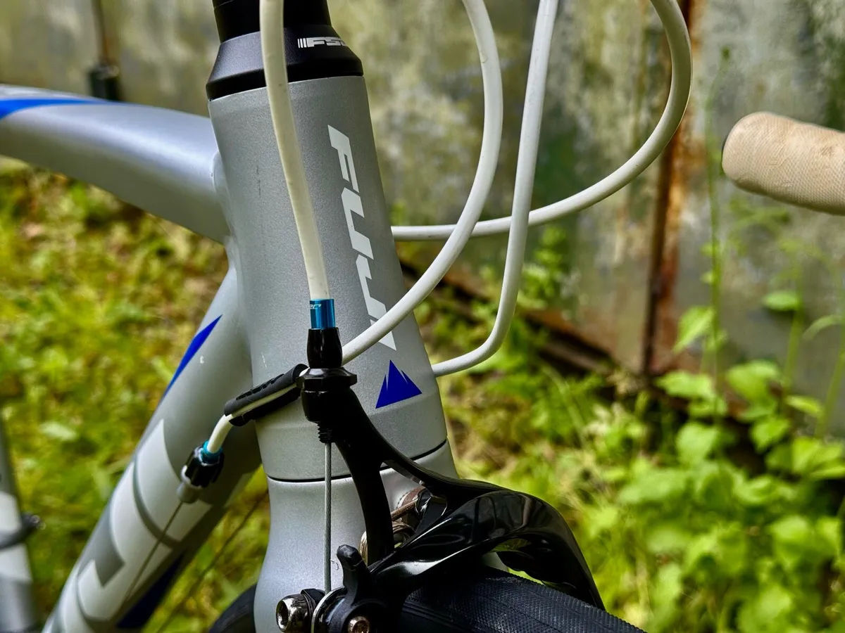 Road Bike - Image 4