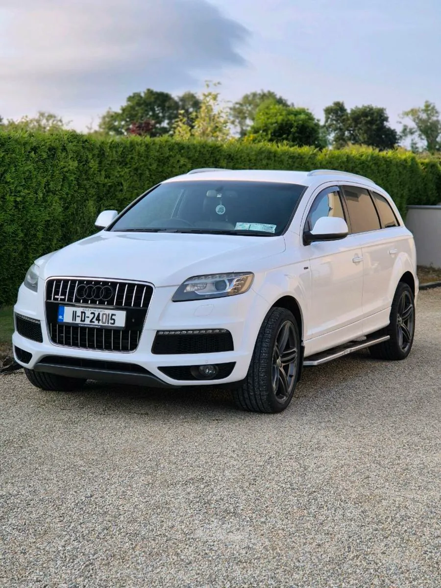 Audi Q7 S-LINE Quattro Crewcab - Image 2