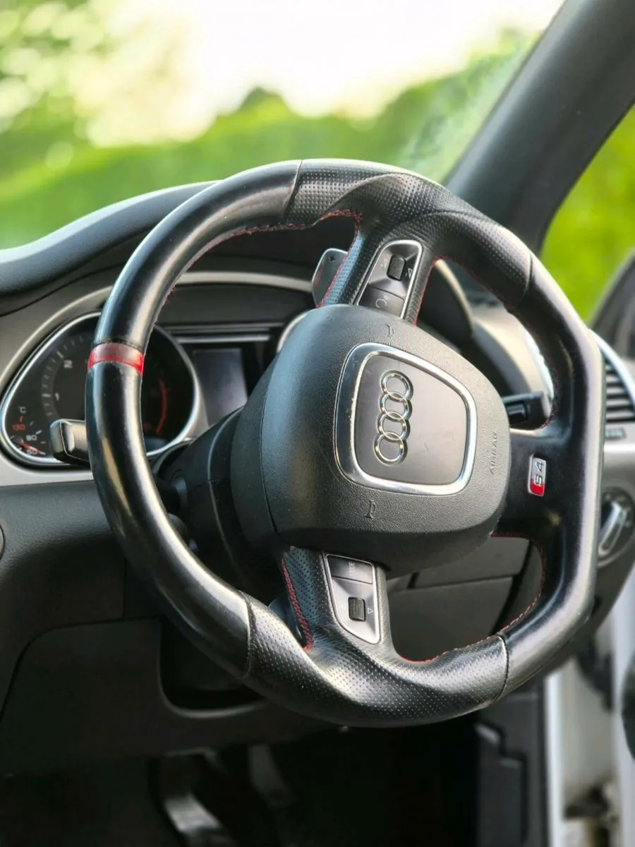 Audi Q7 S-LINE Quattro Crewcab - Image 4