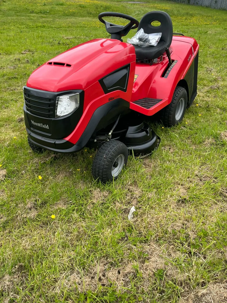 Mountfield petrol ride on lawnmower - Image 3