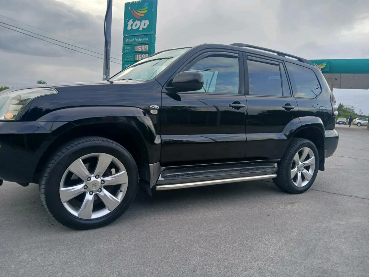 TOYOTA LANDCRUISER CREWCAB  EXCELLENT CONDITION - Image 1