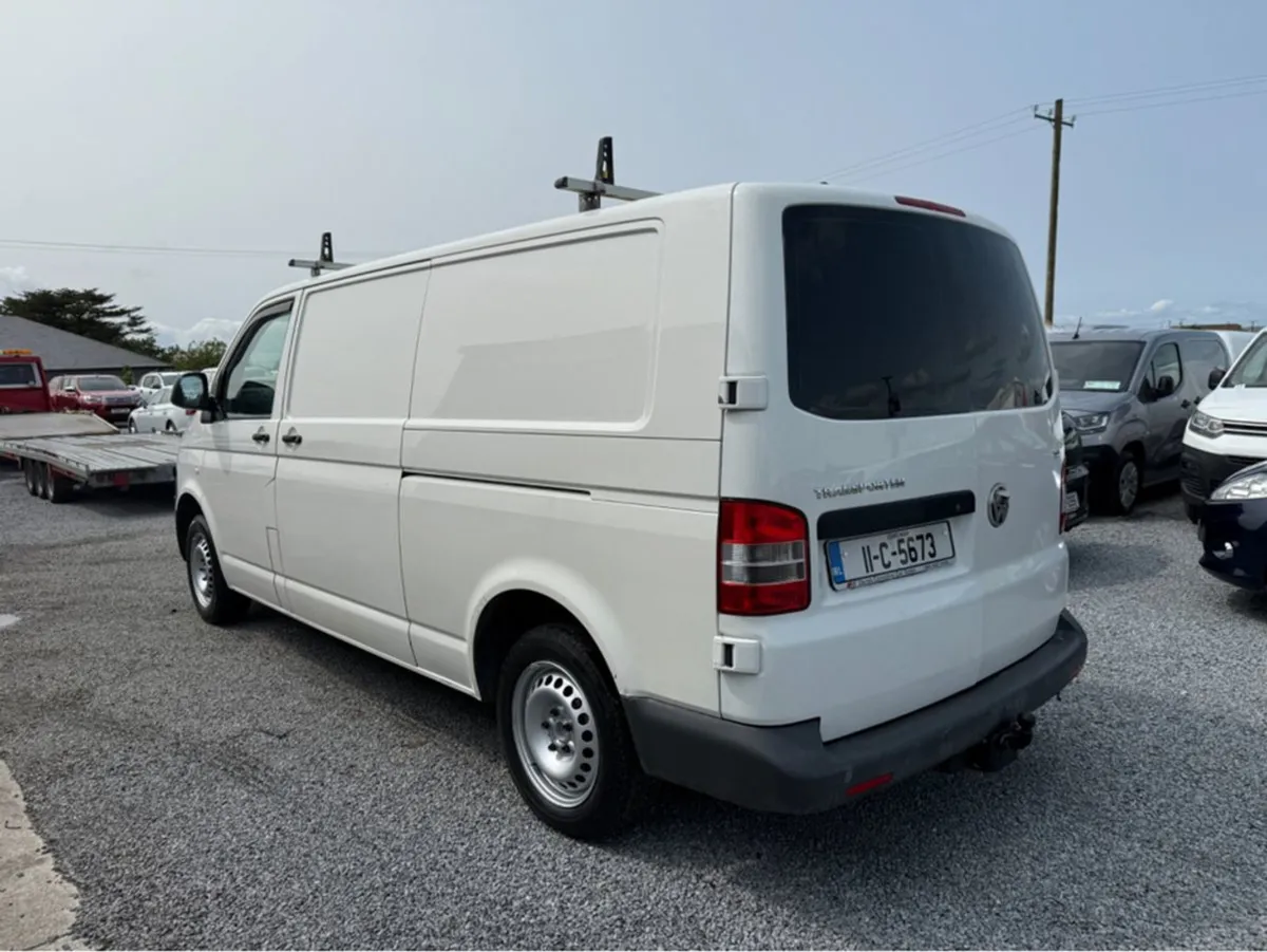 Volkswagen Transporter LWB 3000 140 BHP 6speed DD - Image 2