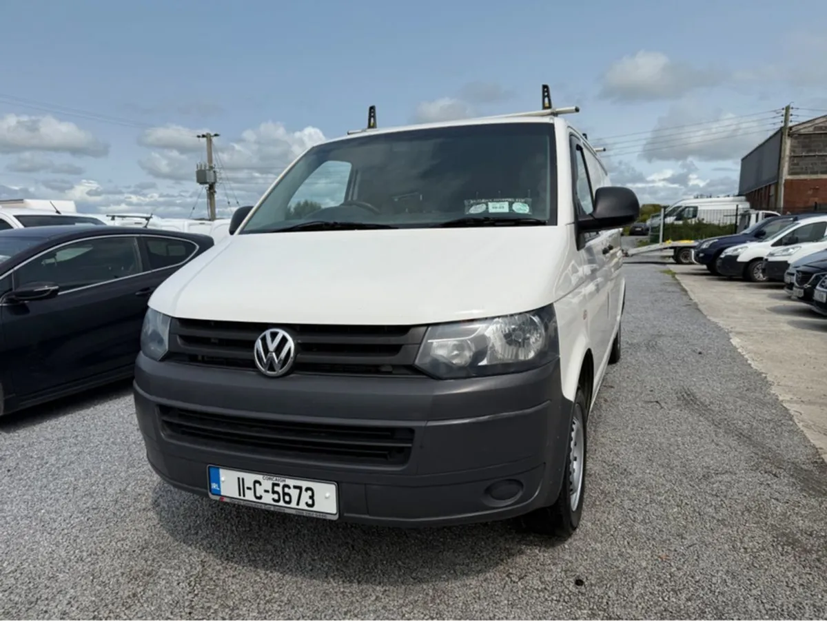 Volkswagen Transporter LWB 3000 140 BHP 6speed DD - Image 4