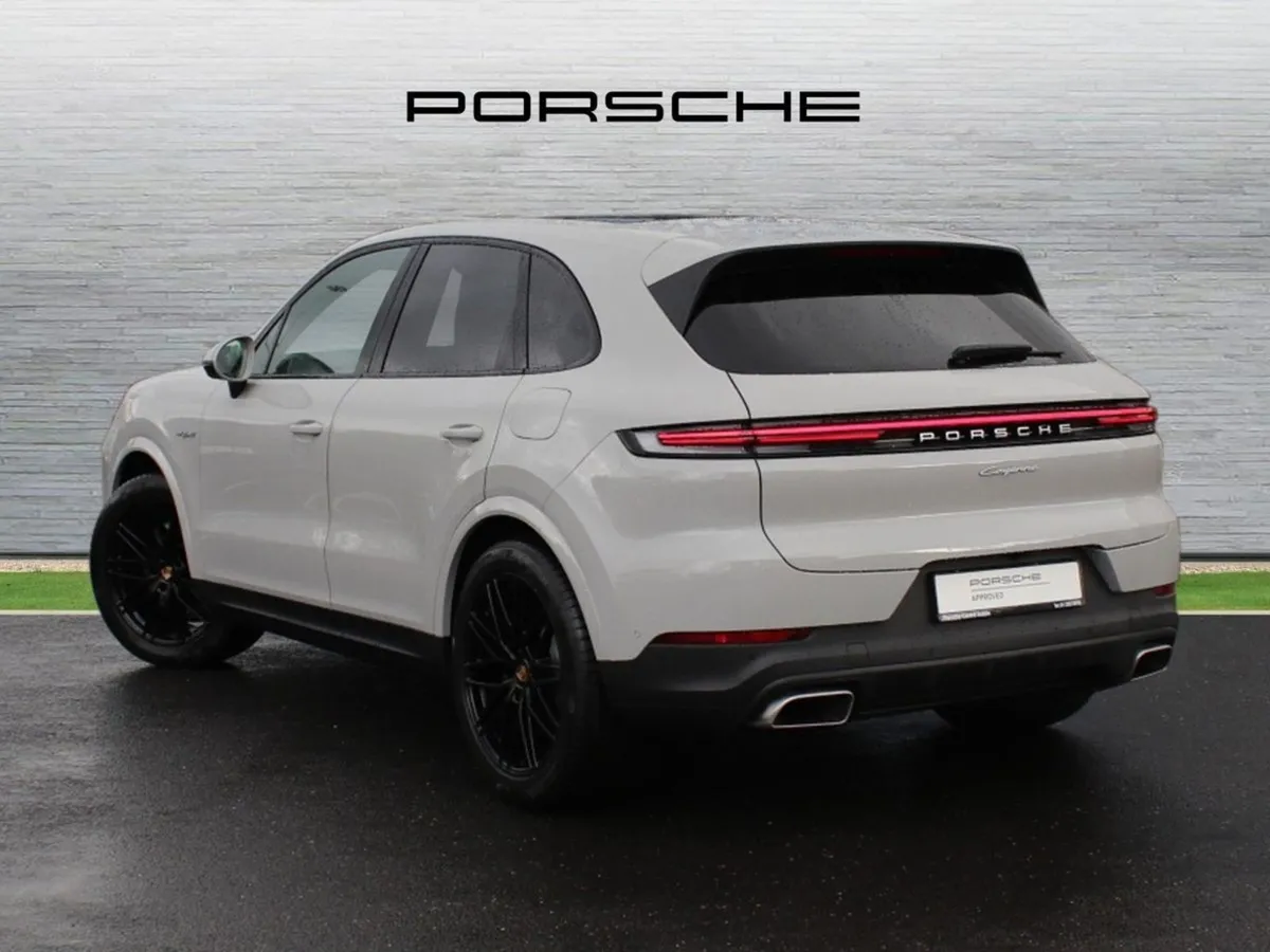 Porsche Cayenne E-hybrid - Image 3