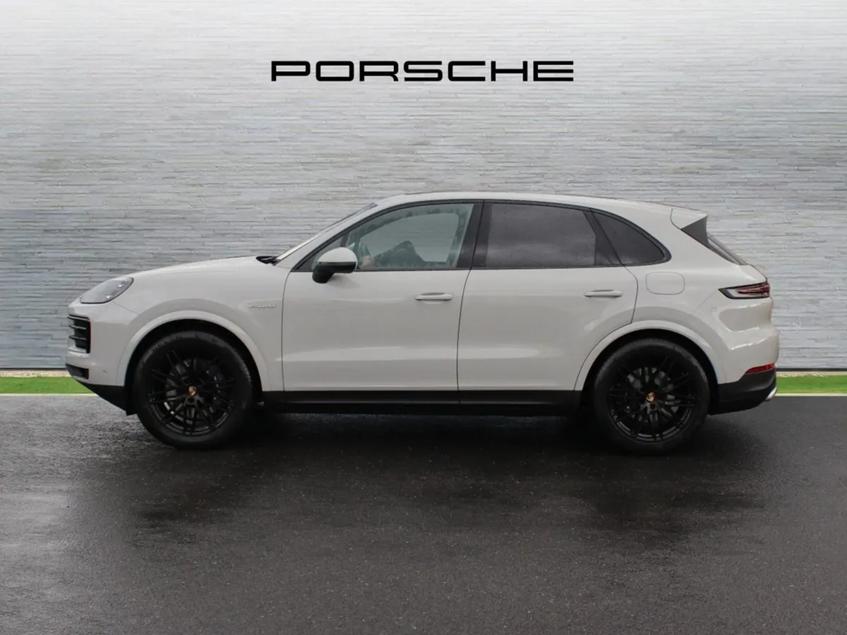 Porsche Cayenne E-hybrid - Image 4