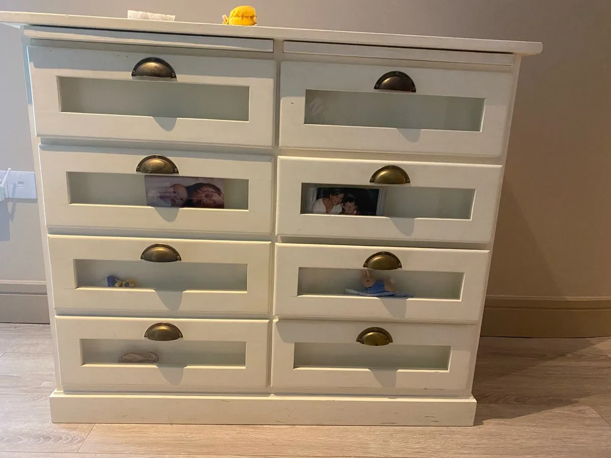 Baby changing table - Image 2