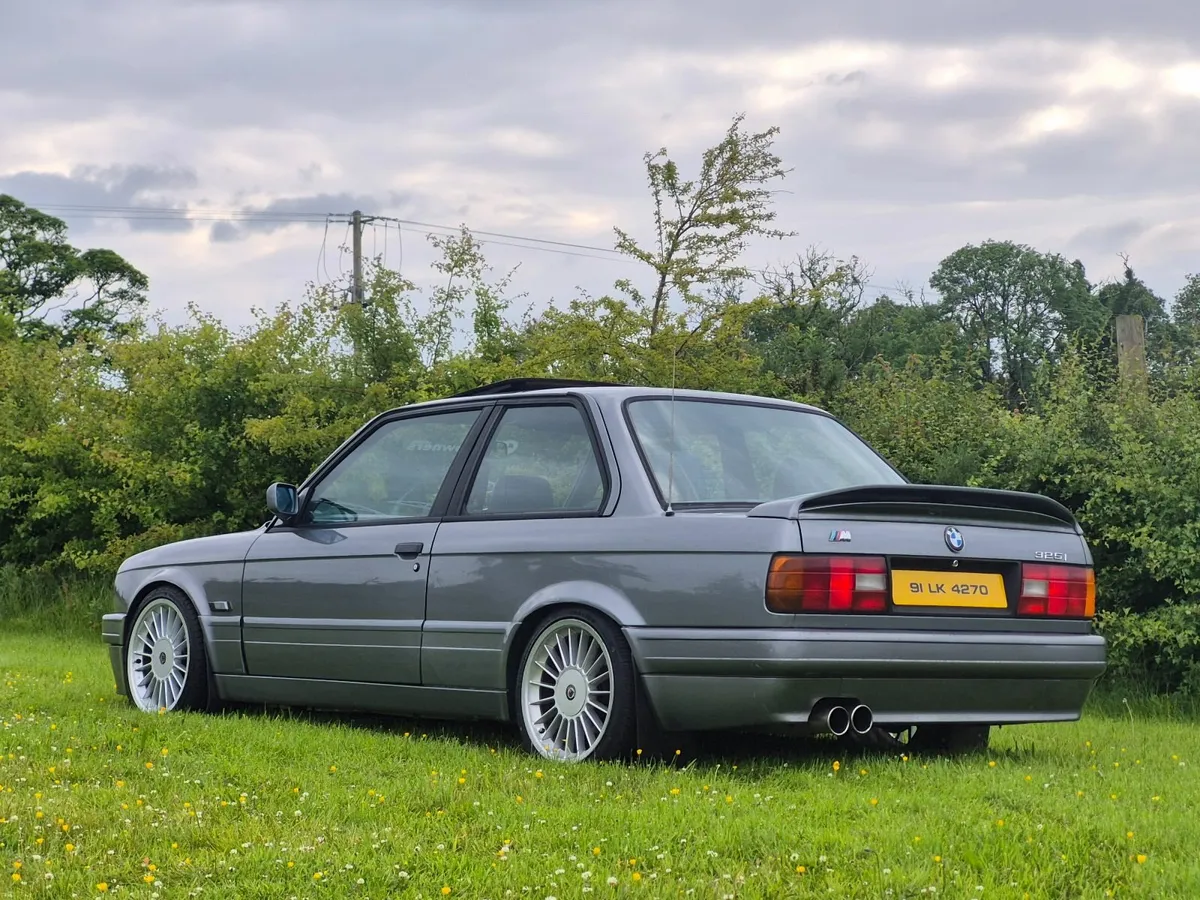BMW E30 1991 - Image 3