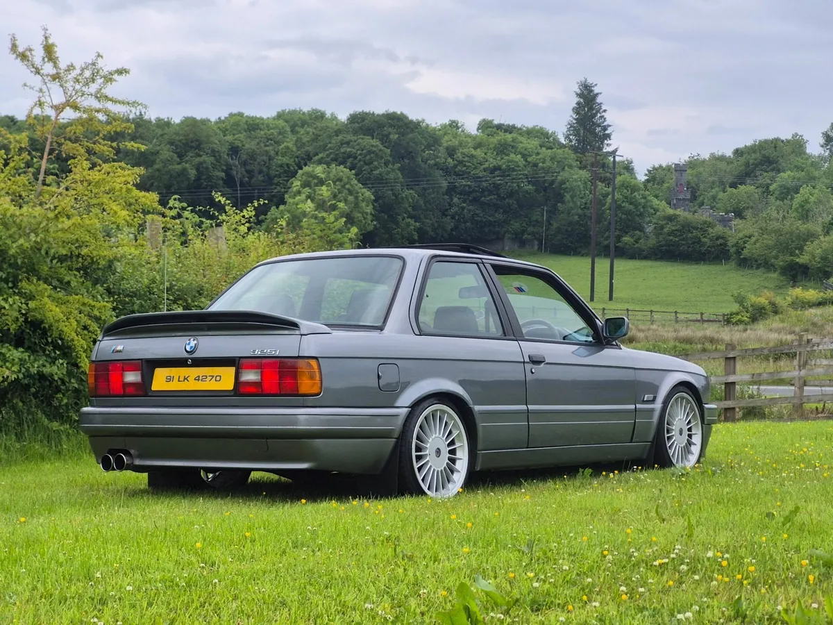BMW E30 1991 - Image 4