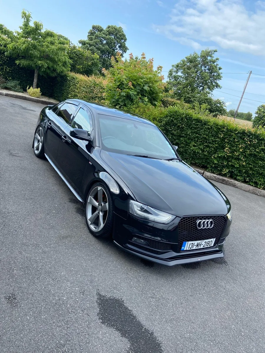 Audi A4 b8.5 S-line (2.0 TDI) - Image 1