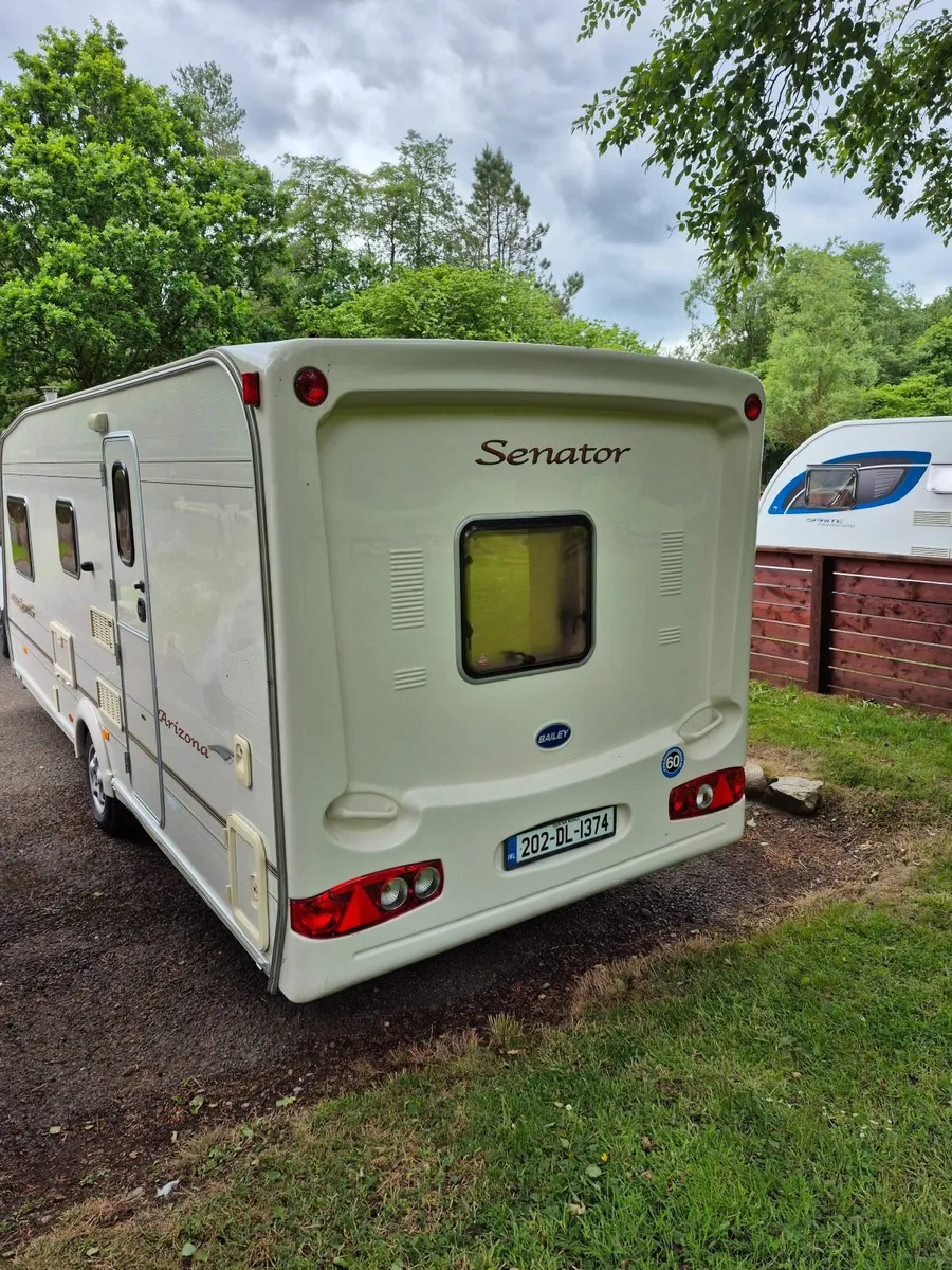 Caravan - Image 2
