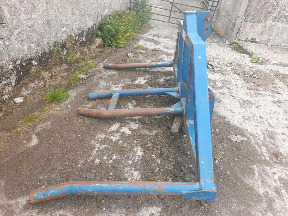 Bale Handler - Image 2