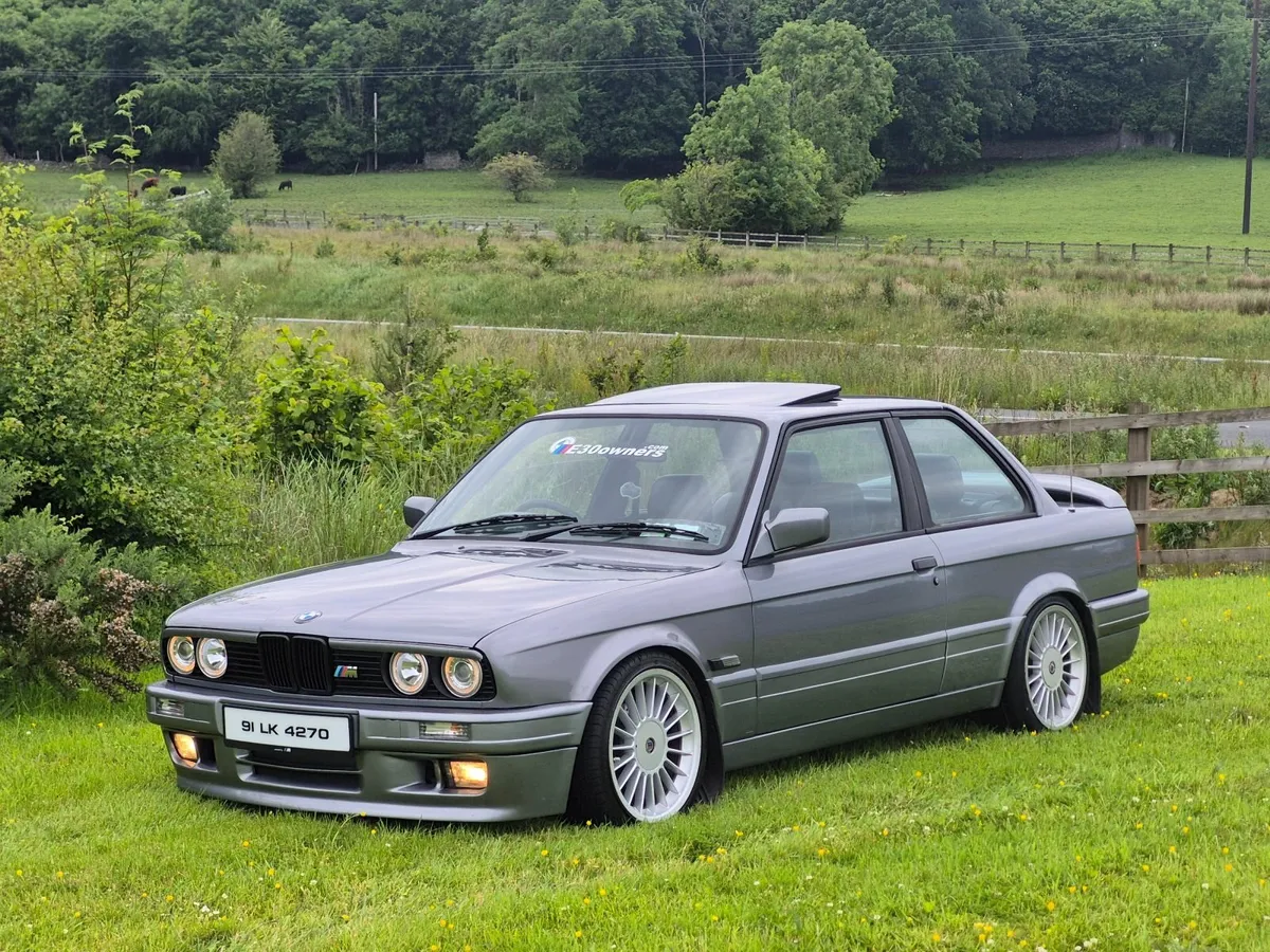 BMW E30 1991 - Image 1
