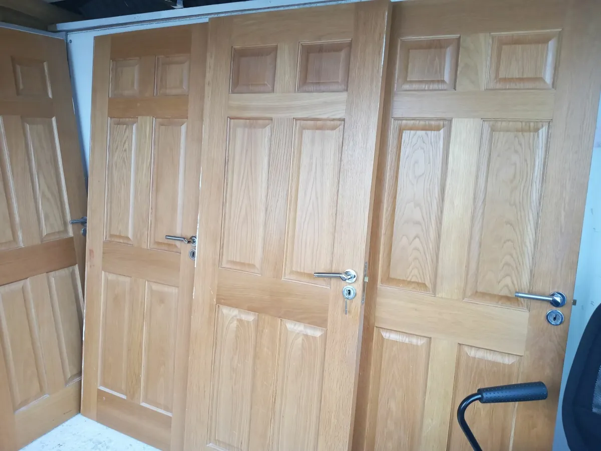 Delivery - 4 x Solid Oak Doors with Handles - Image 2
