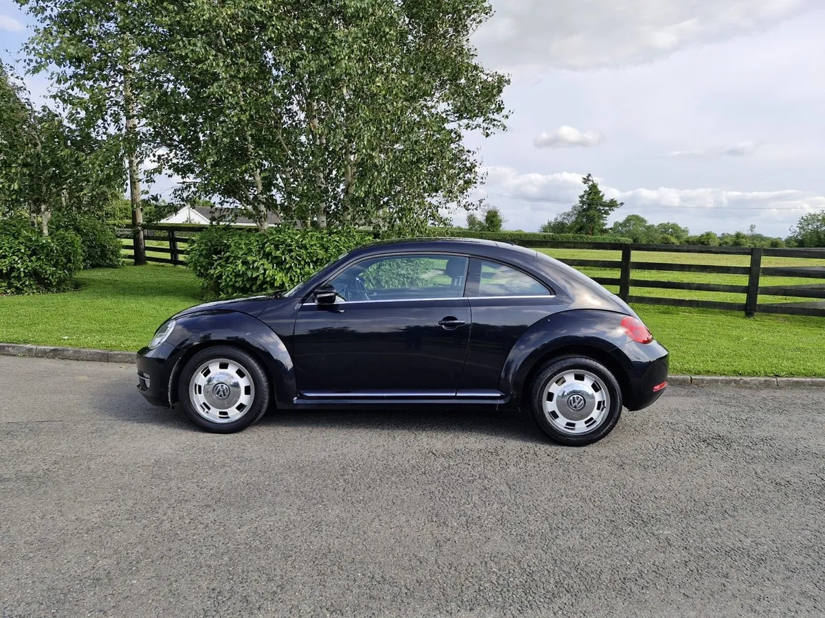 Volkswagen BEETLE 2.0TDI DESIGN Low Km!! - Image 2