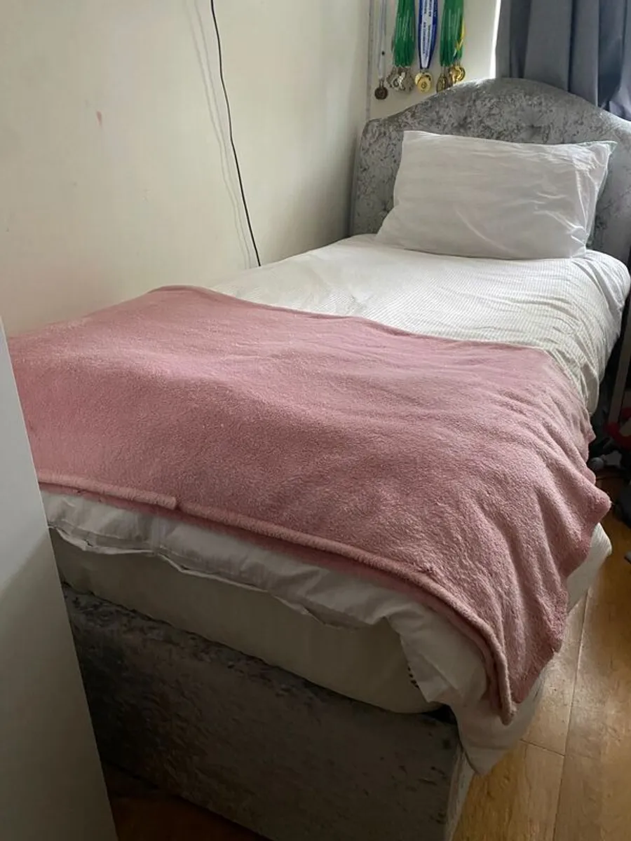 Single Bed - Image 1