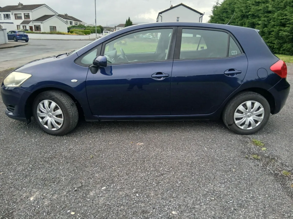 Toyota auris - Image 2