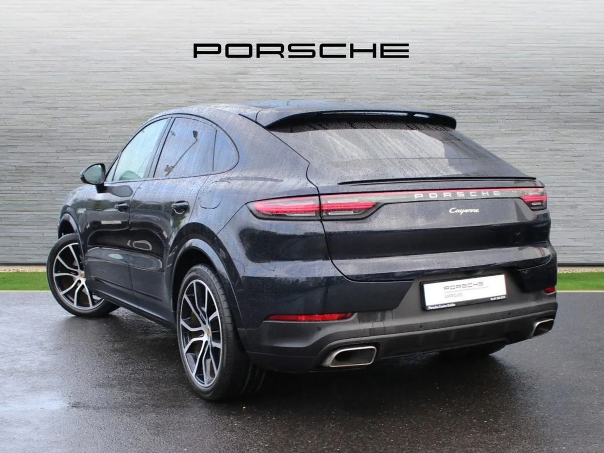 Porsche Cayenne E-hybrid Coupe - Image 3