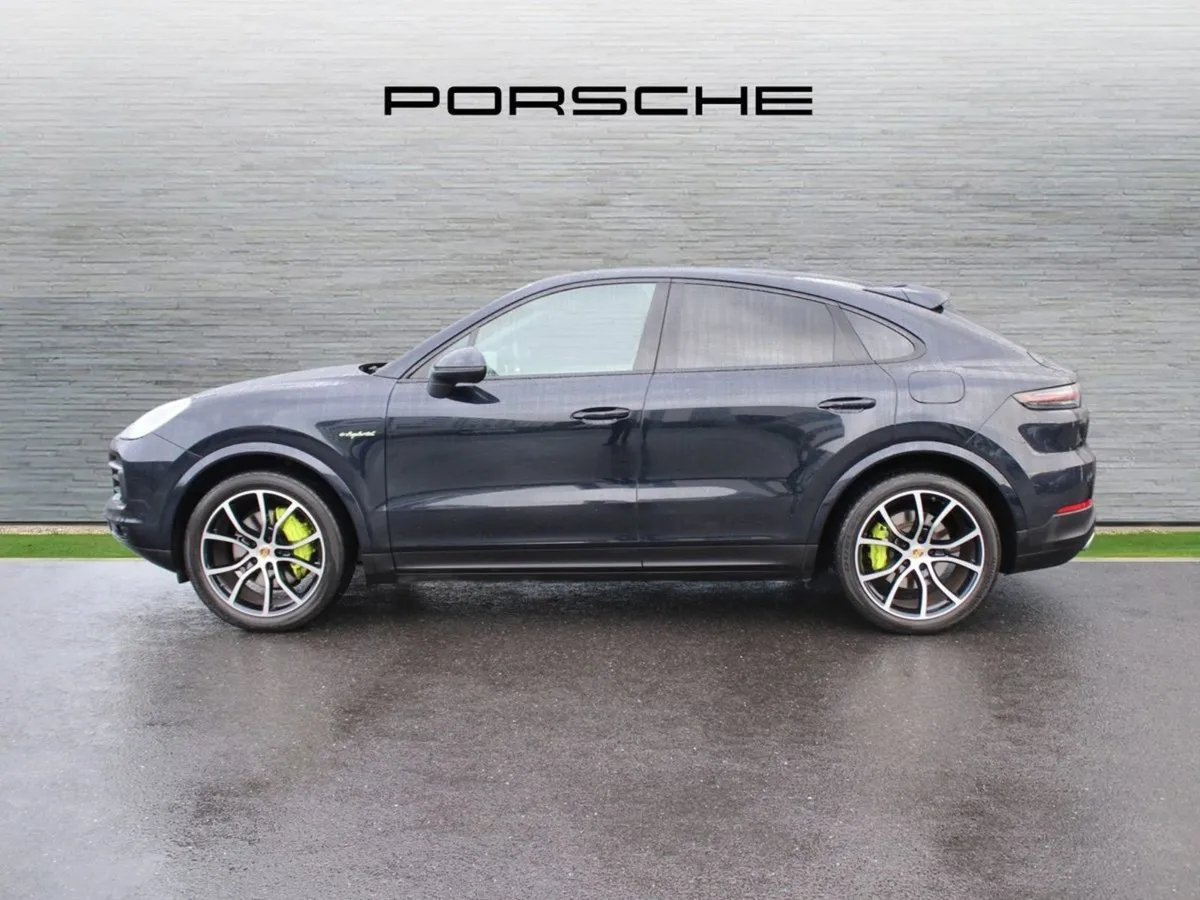 Porsche Cayenne E-hybrid Coupe - Image 4