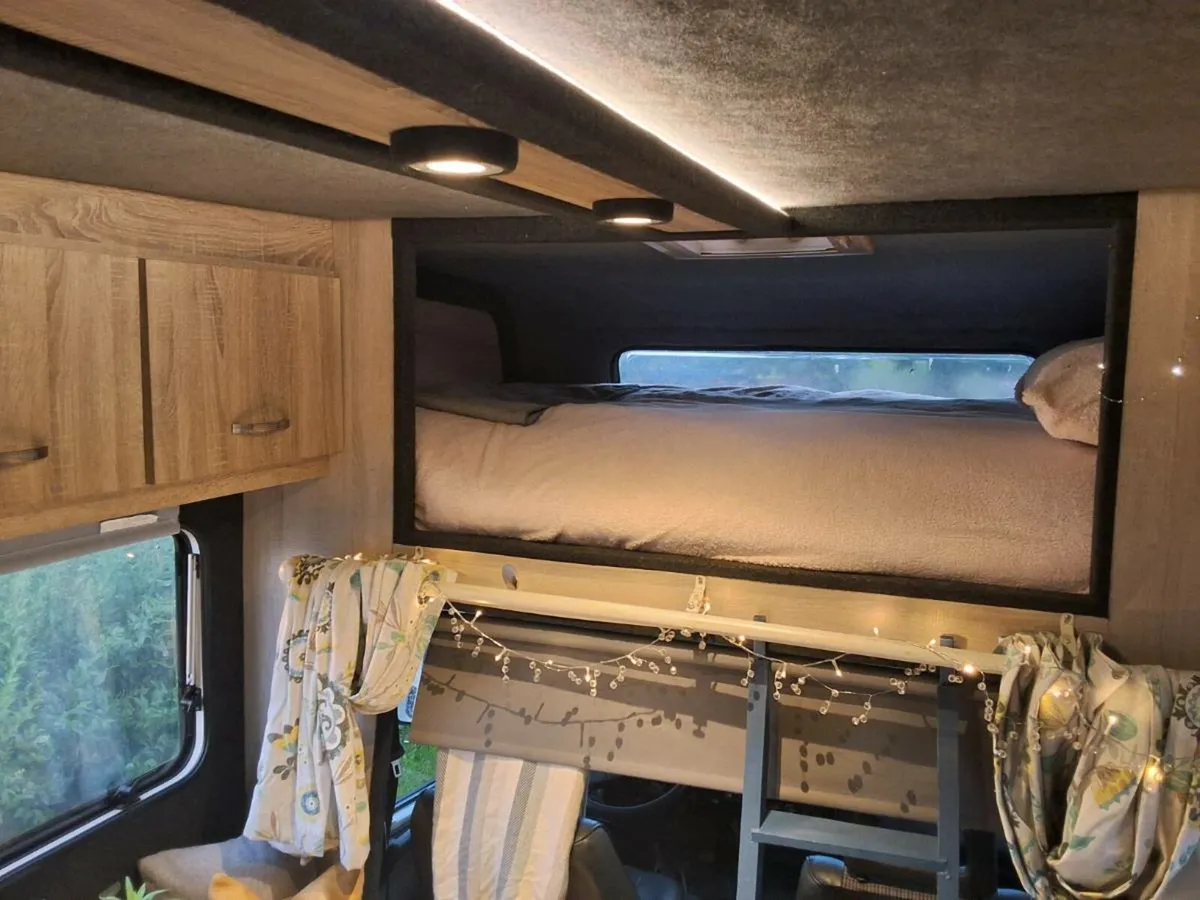1993 Camper - Image 1