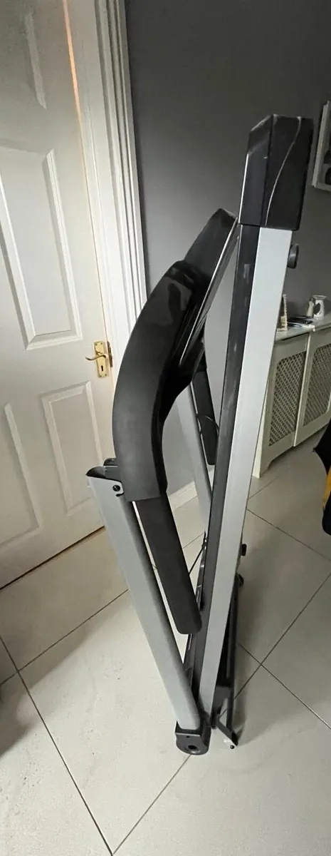 Treadmill - Image 3