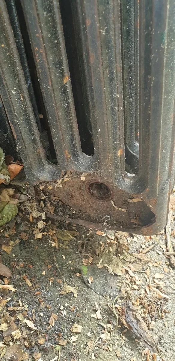 Cast Iron Radiators - Image 3