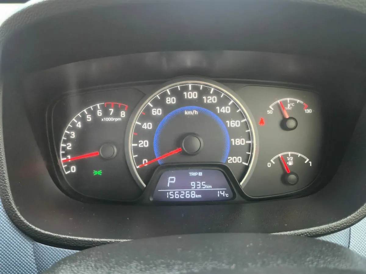 Hyundai i10 2015 - Image 2