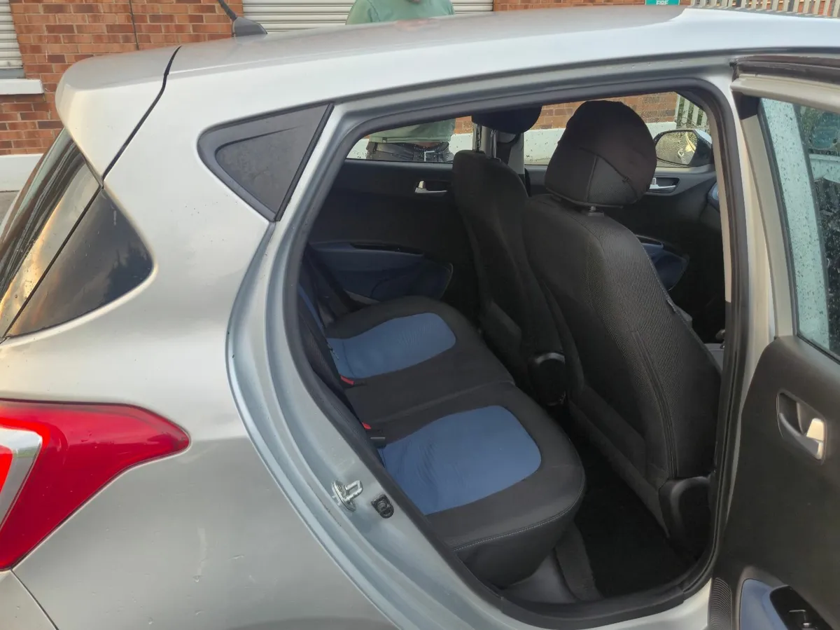 Hyundai i10 2015 - Image 4