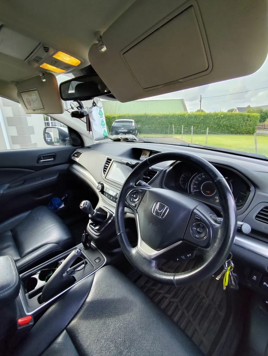 Honda CR-V 2018 - Image 2