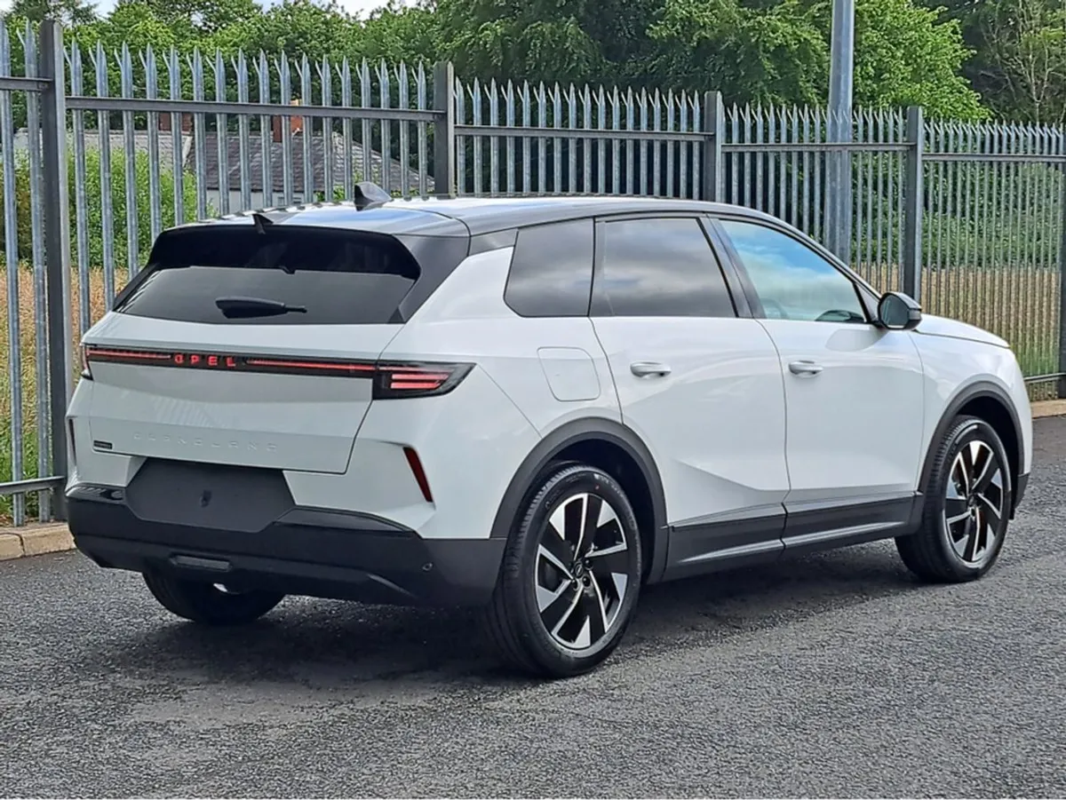 Opel Grandland GS 136BHP Mhev  top Spec - Image 4