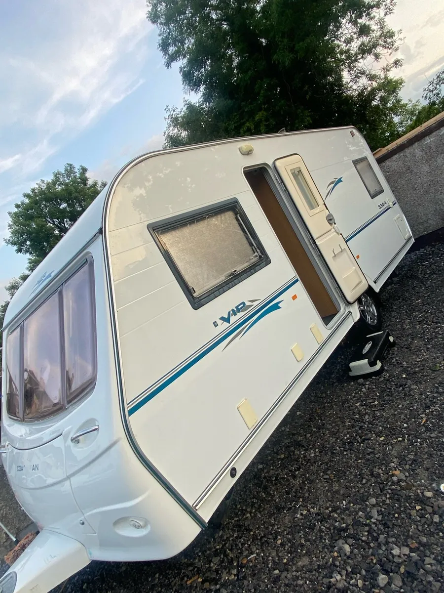 Coachman vip fixed bed caravan