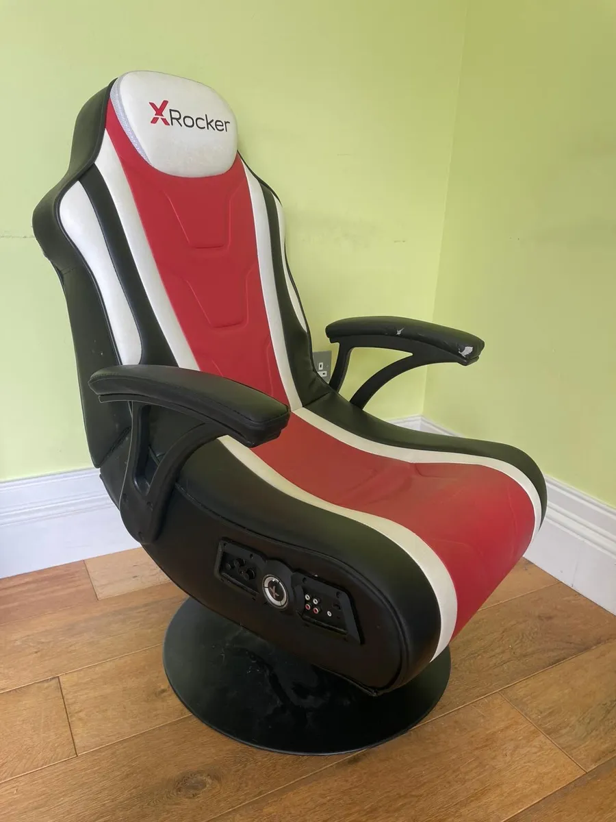 Gaming chair - Image 1