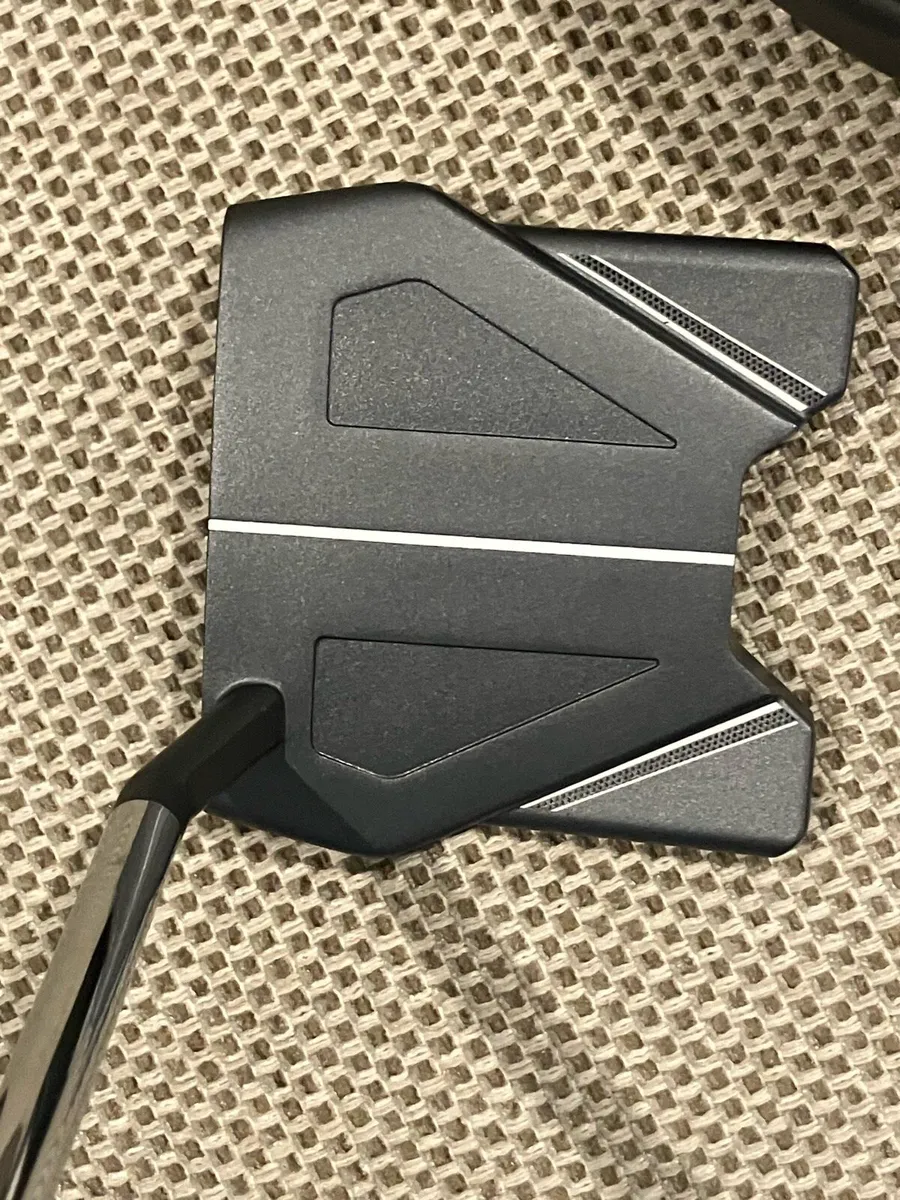 Odyssey DFX 10 putter 34 inch bought 9th June - Image 2