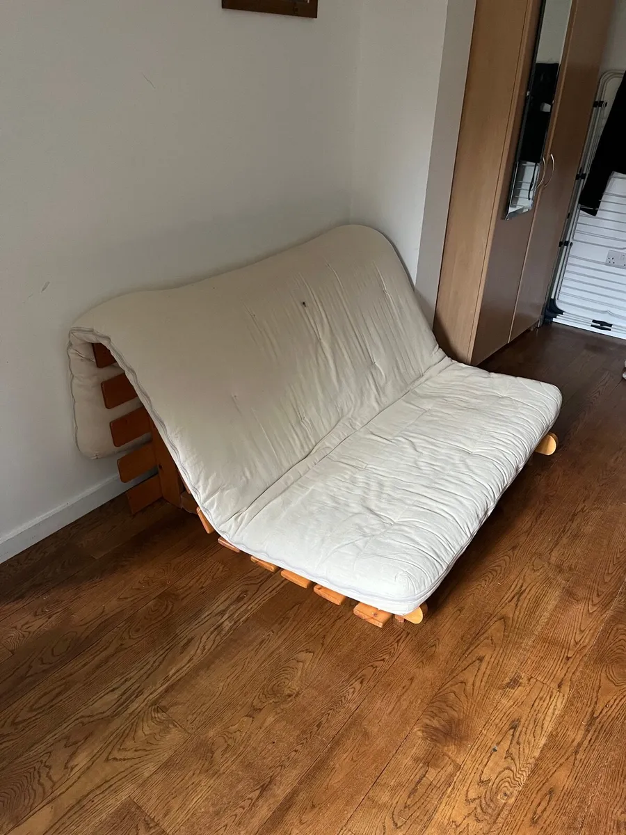 futon base and mattress - Image 1
