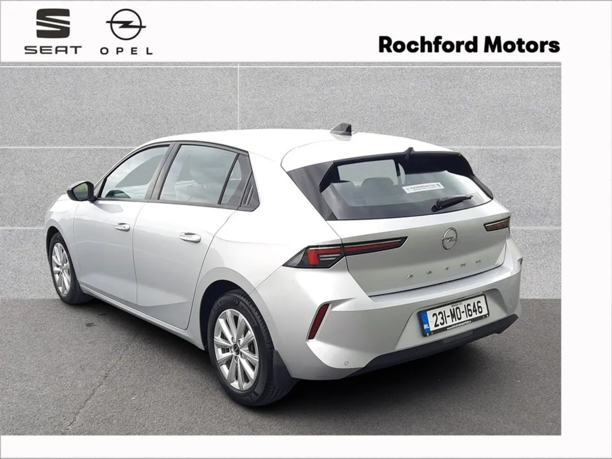 Opel Astra 5 DR Hatch SC 1.2i 110PS Petrol - Image 4