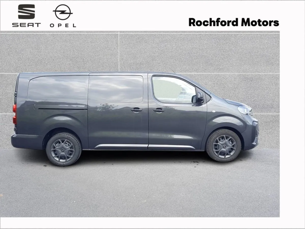Opel Vivaro Sportive 1.5d 120ps L2h1  demo Sale - Image 3