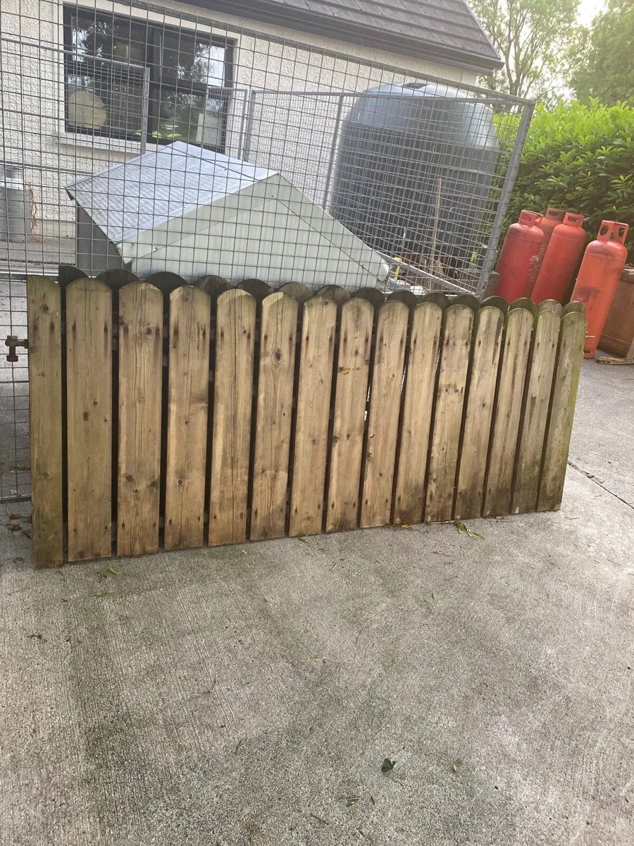 Wooden Gates - Image 4