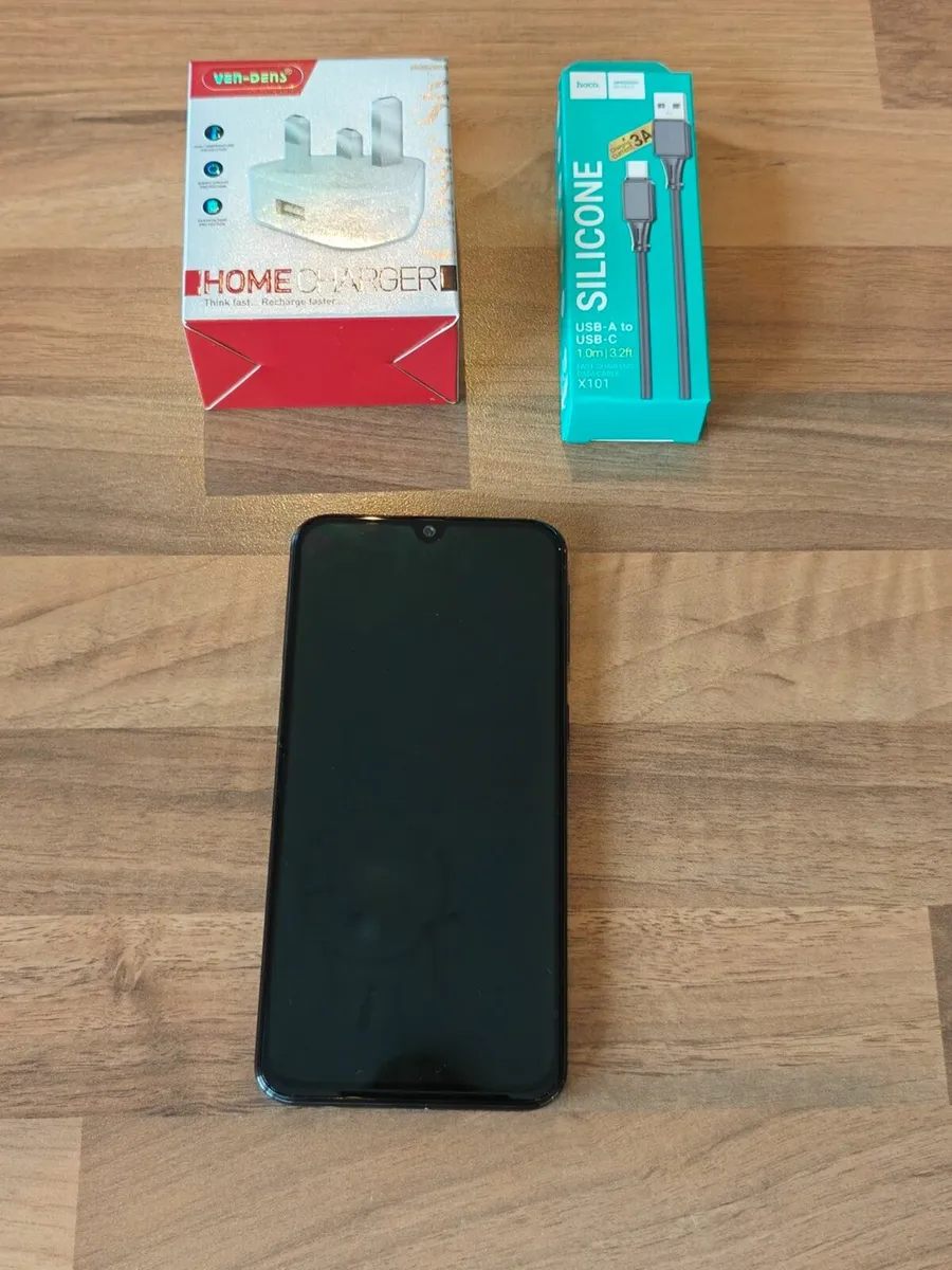 == NEW Samsung Galaxy A40 == - Image 2