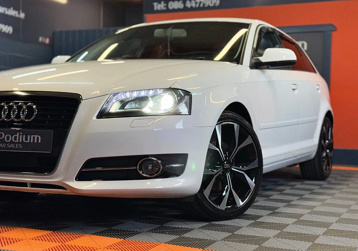 2012 Audi A3 Sportback 1.4T Auto Petrol NEW ALLOYS - Image 4