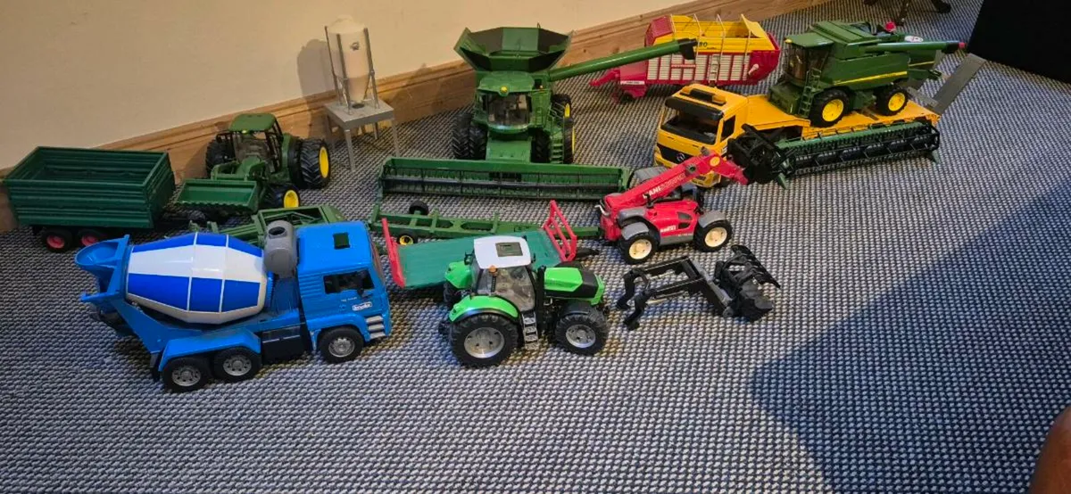 Bruder Toys - Image 2