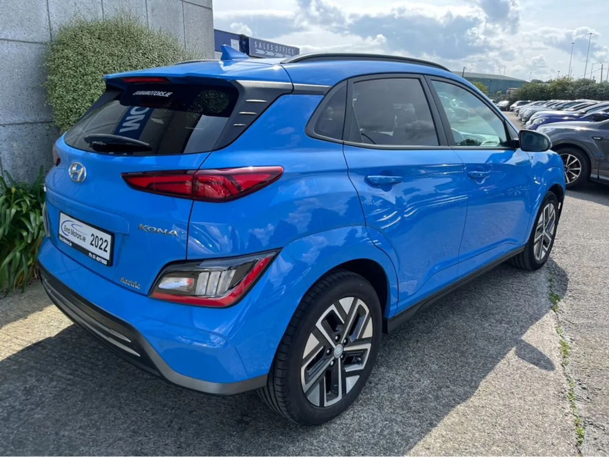 Hyundai Kona Premium 64kwh Electric EV - Image 4