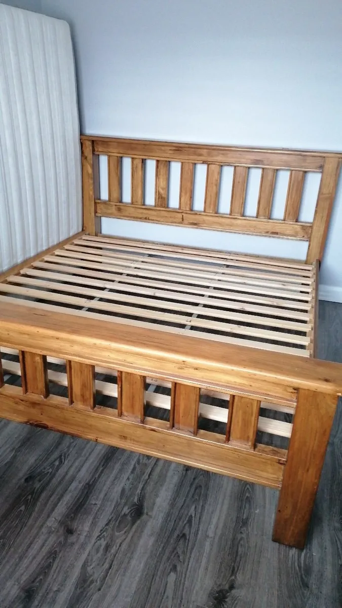 Superking Solid oak bed - Image 1