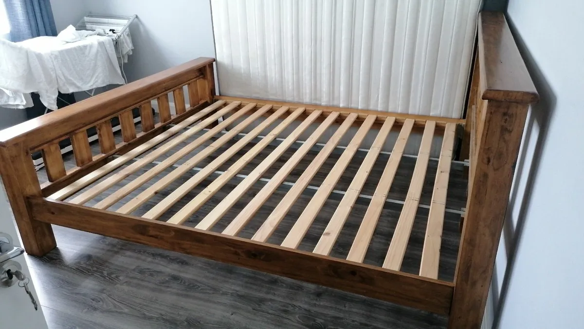 Superking Solid oak bed - Image 4