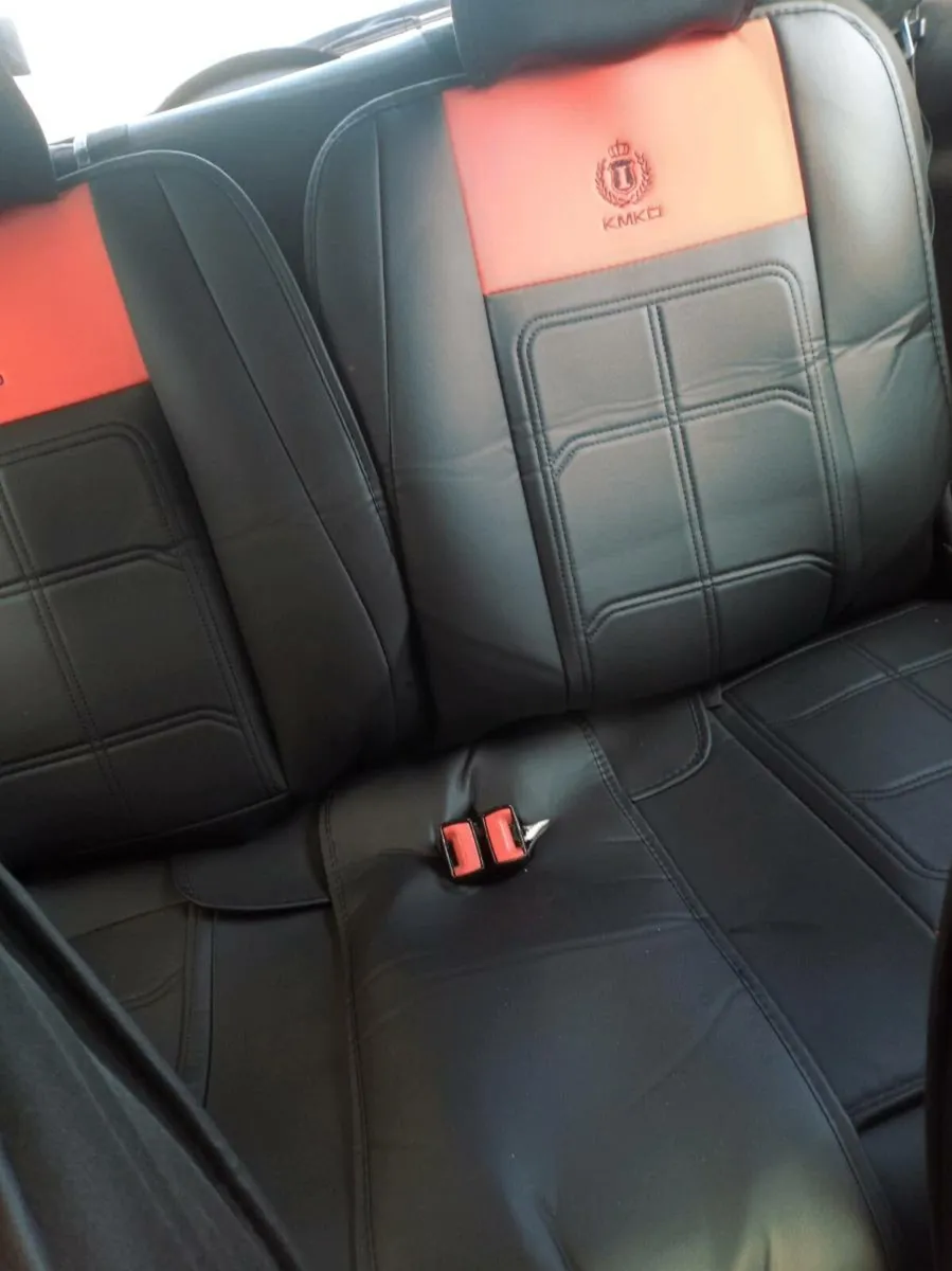 Car - Image 3
